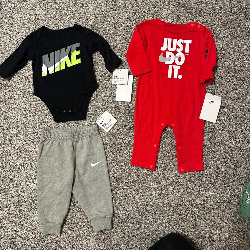 Nike 3 piece bundle NWT